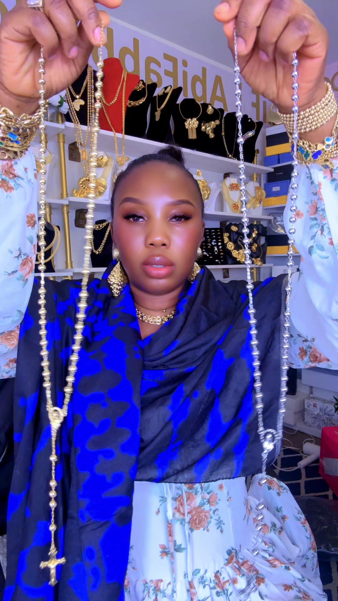 @AbiFabbz jewelry 🇨🇦🇺🇸🇬🇧
