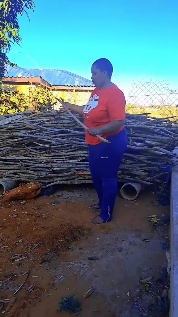 @MR TSHIVHUNU