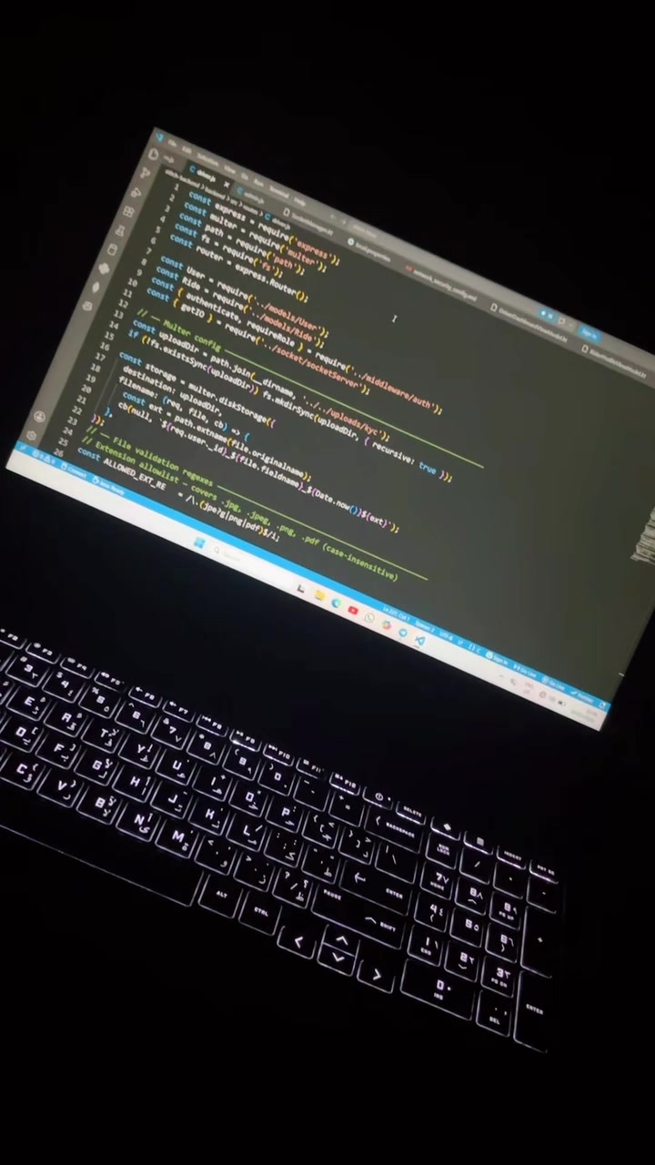 @Coding_With_Me👨💻