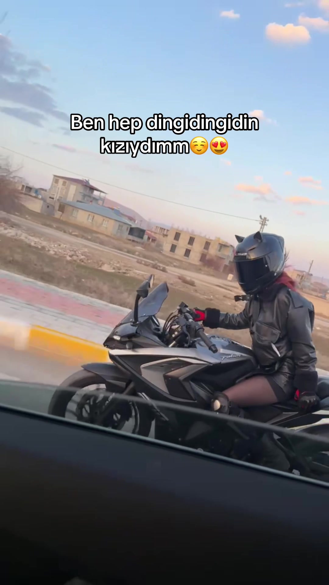 @Monalizisa