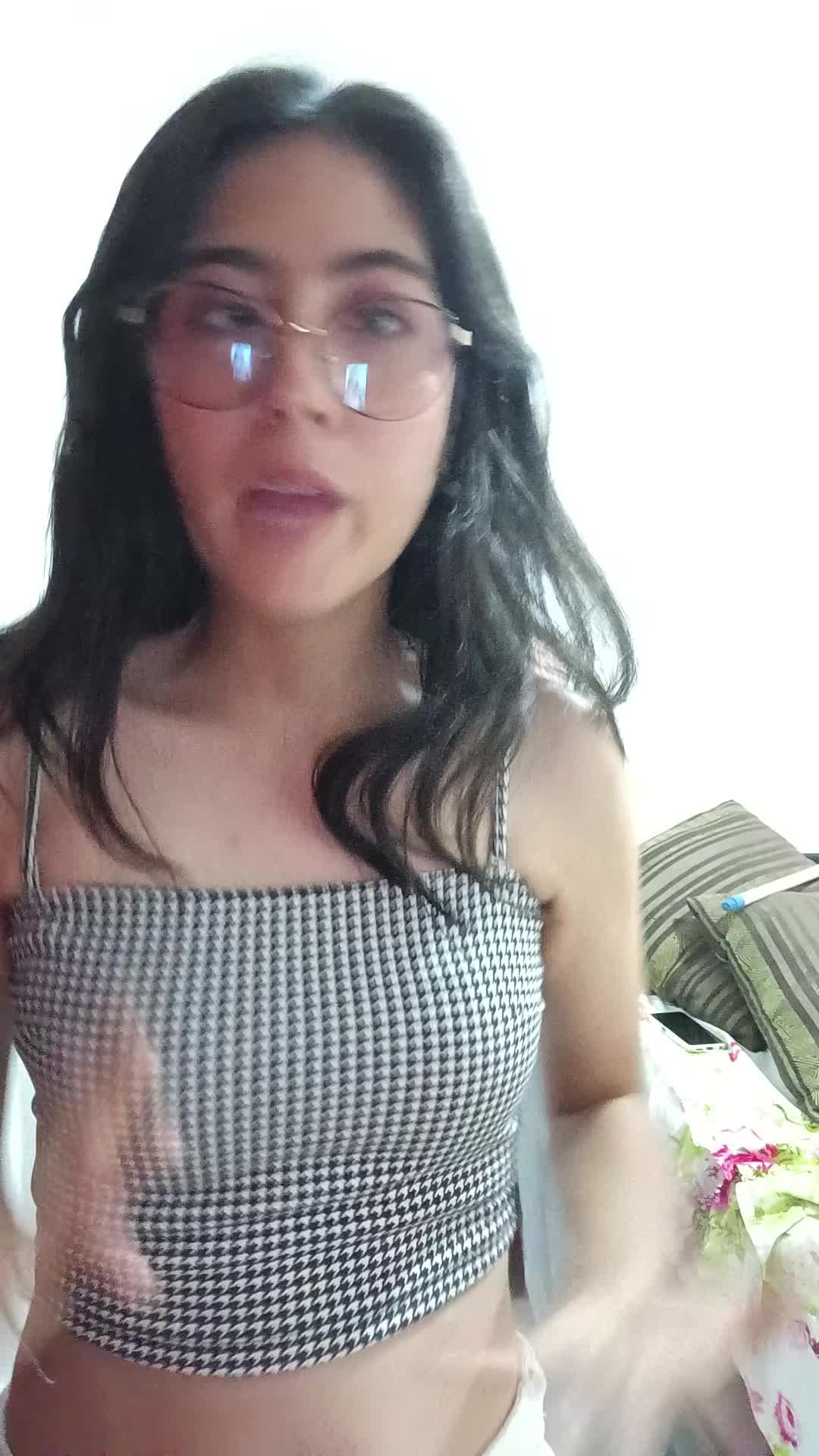 @moon_vibes023