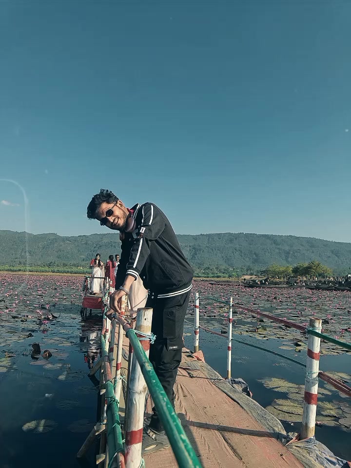 @👑𝑲𝒂𝒎𝒓𝒂𝒏 𝑨𝒉𝒎𝒆𝒅🇧🇩