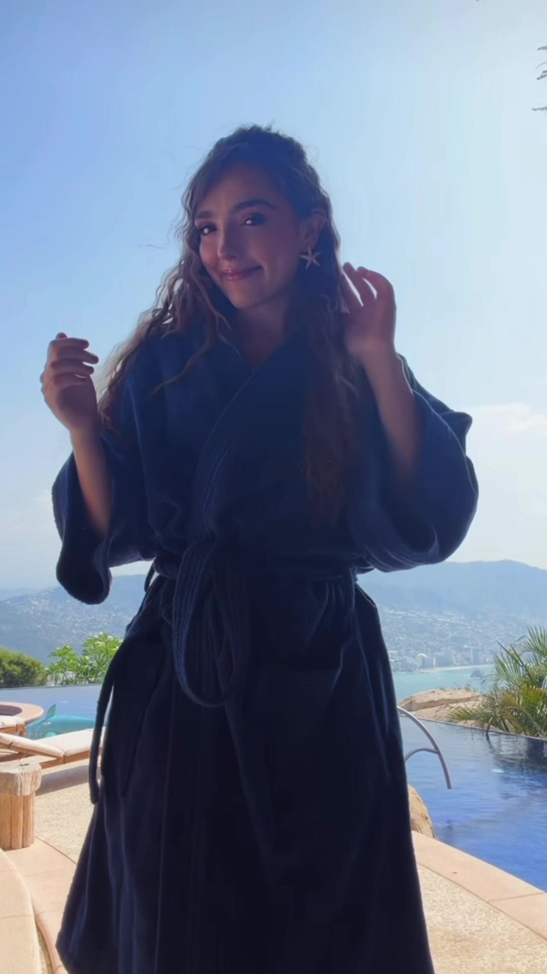 @elainearchive