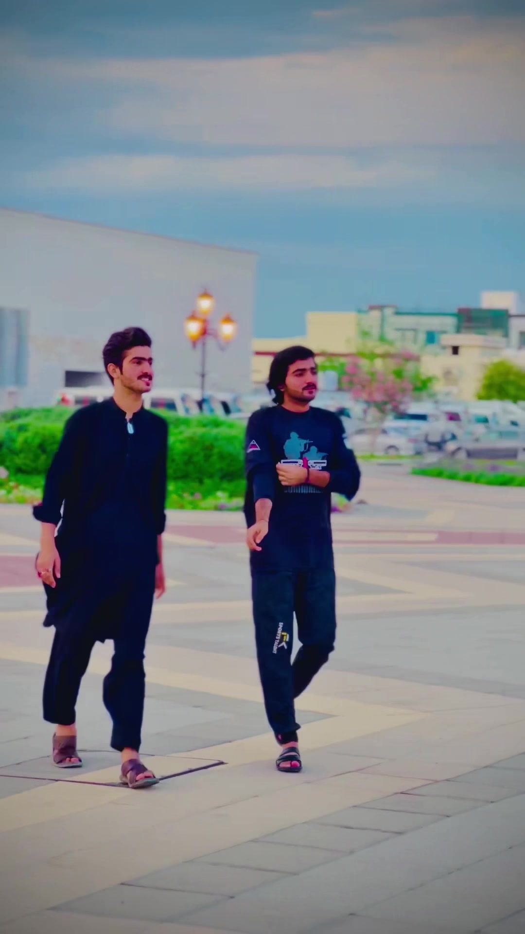 @(SMART) !BOY🦅 ❤️🇦🇪احبك وطن