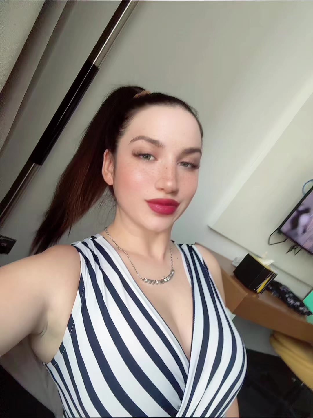 @user11609346102