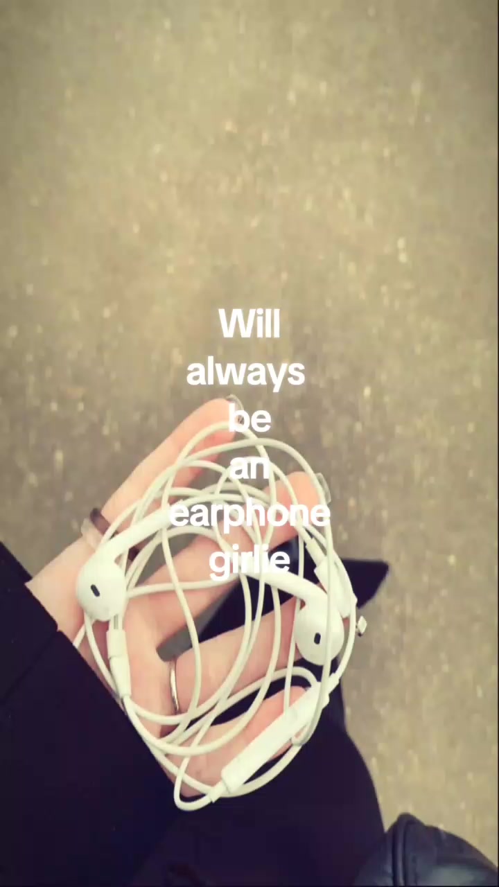 @Zjeï