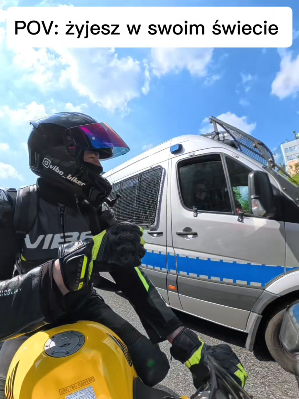 @vibe_biker