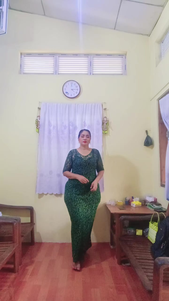 @Sandar_Thein_Official
