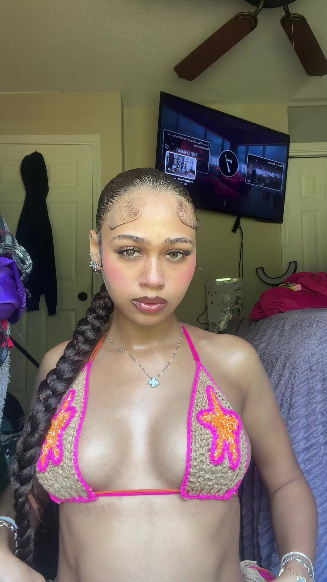 @Azariaaaa