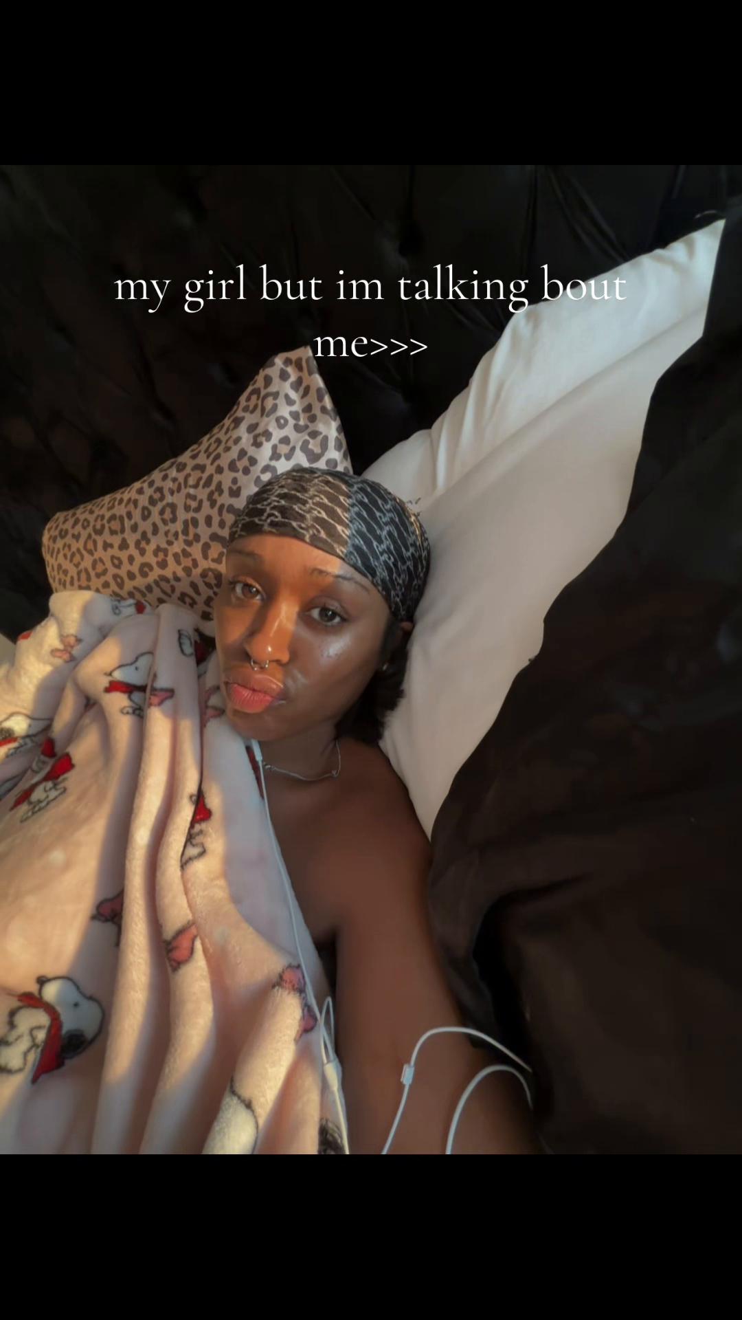 @moon