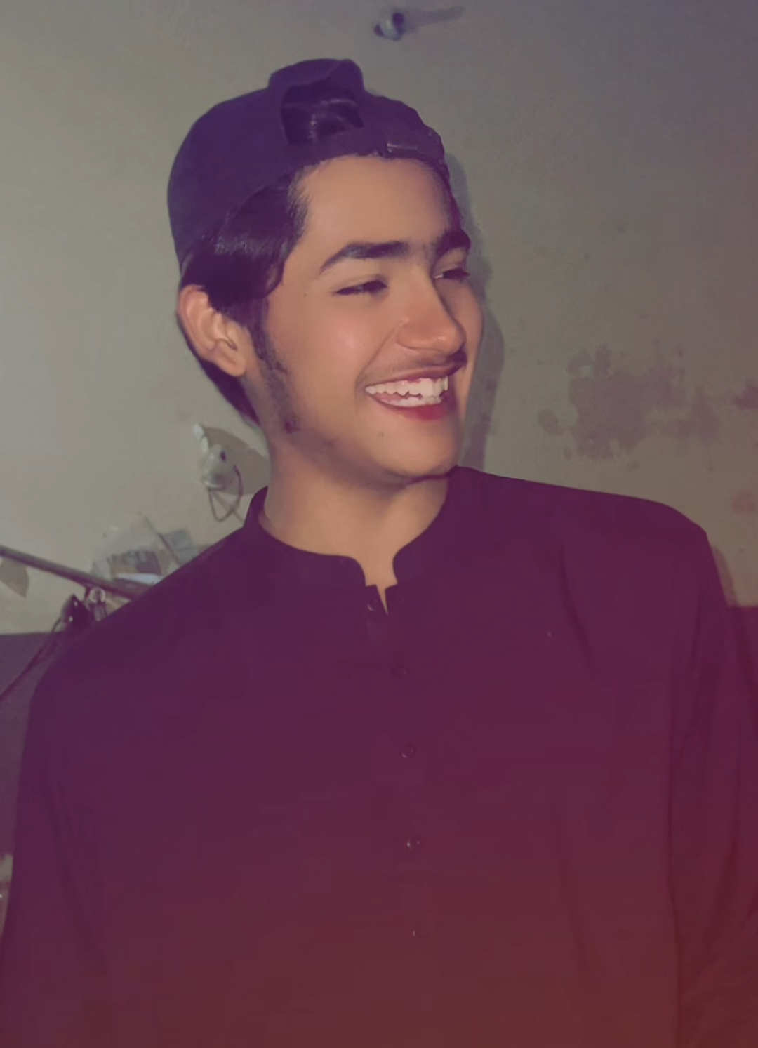 @√ اویس ملاح