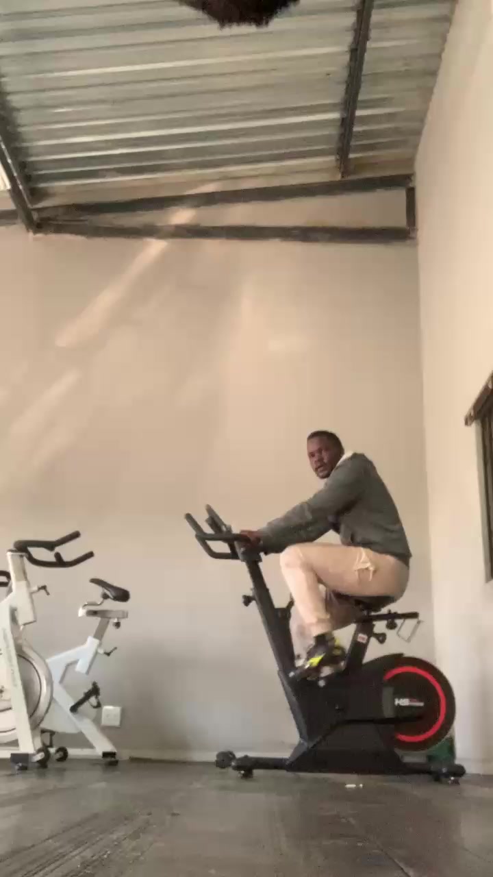 @MosesMokasi@11