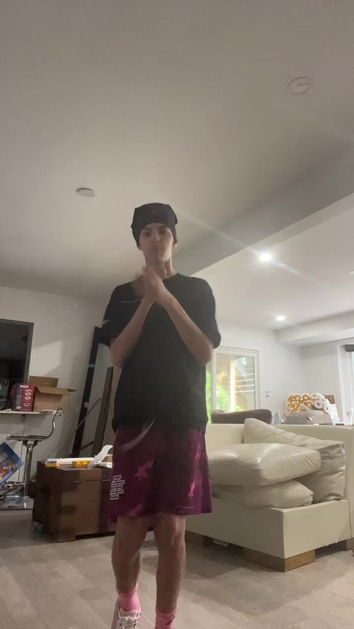 @drenchedindesigner