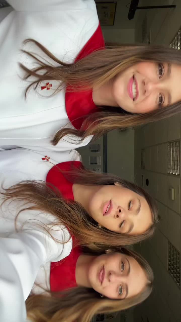 @Vania
