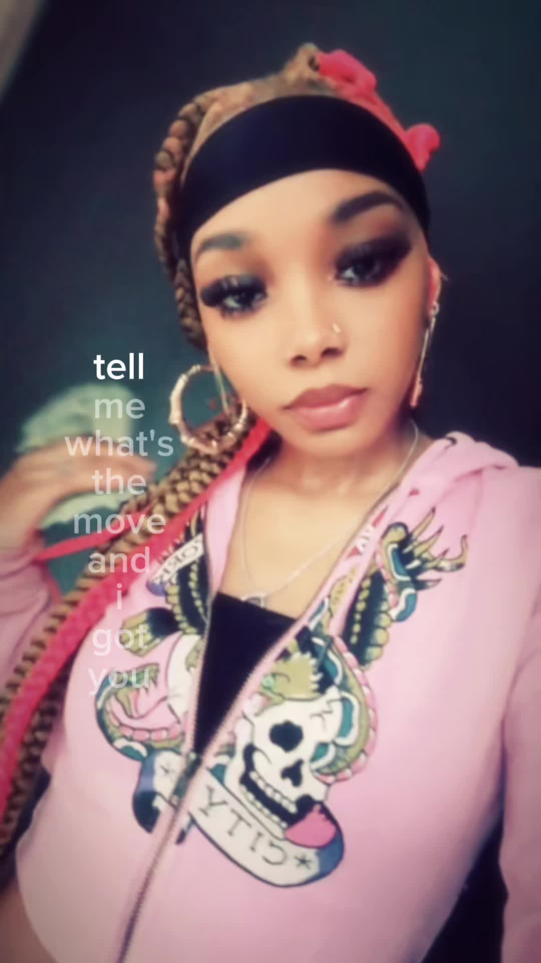 @Prettylilbrownskin