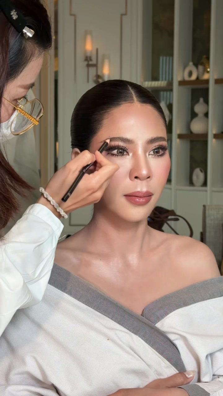 @COSINEMAKEUP