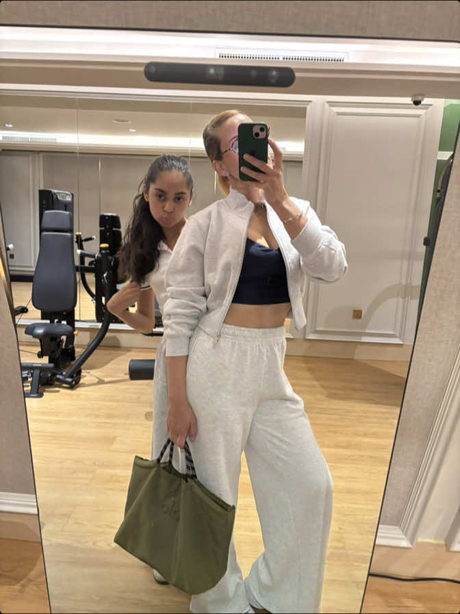 @its_aamenafield