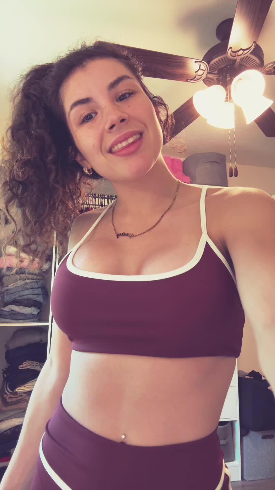@lindseycannistra