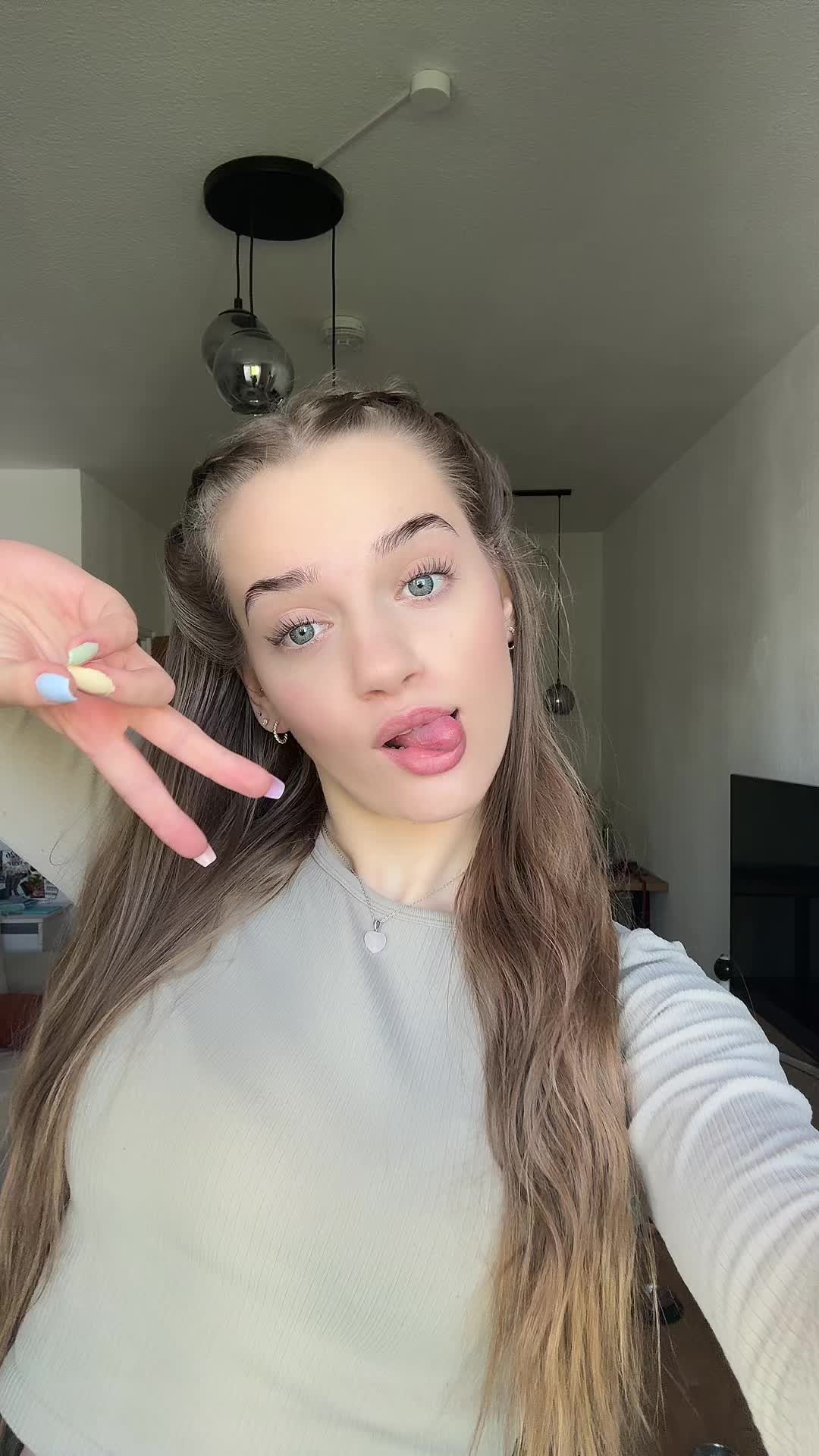 @chiarasvibez