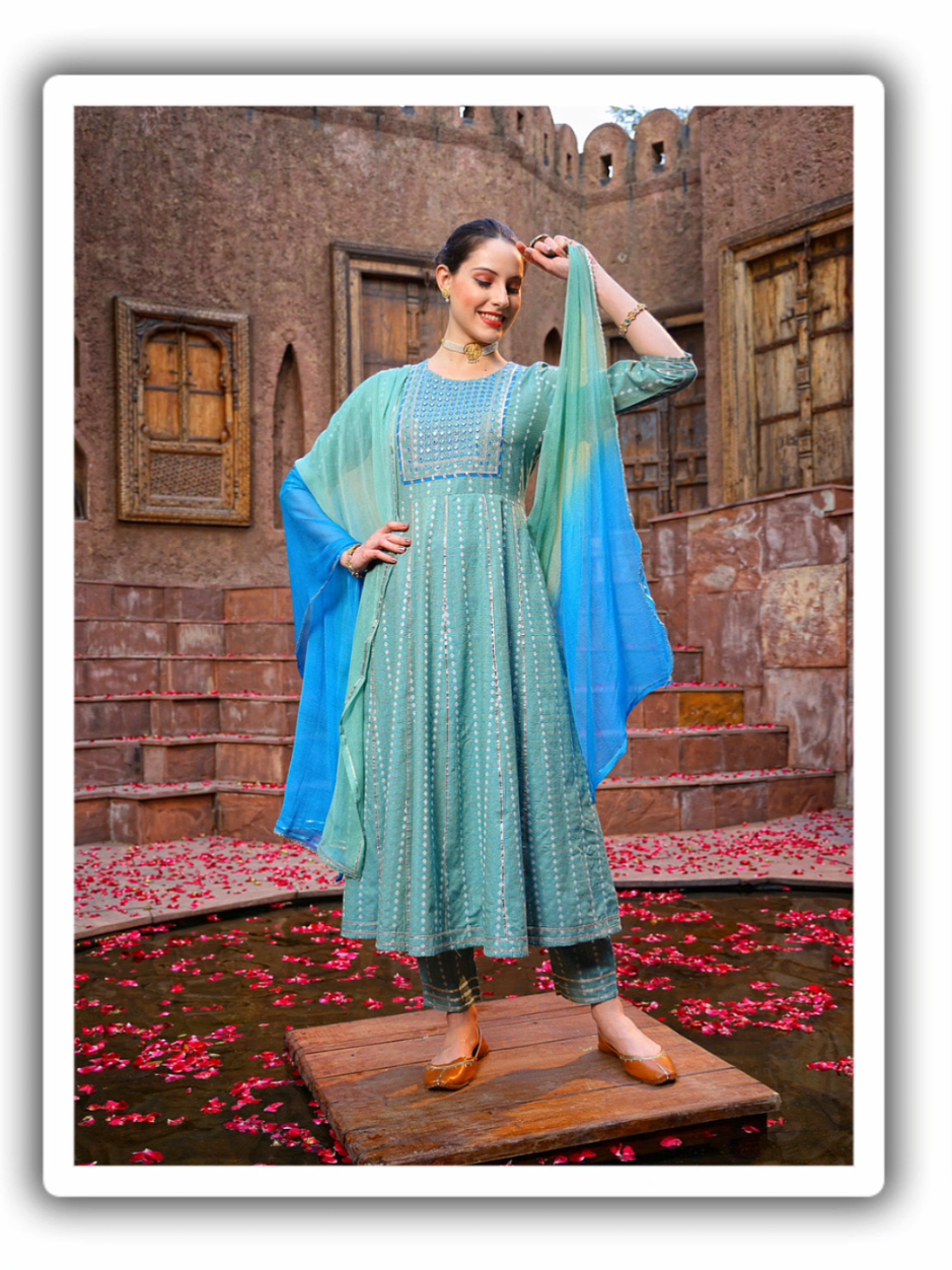 @Nila Silks & Cotton