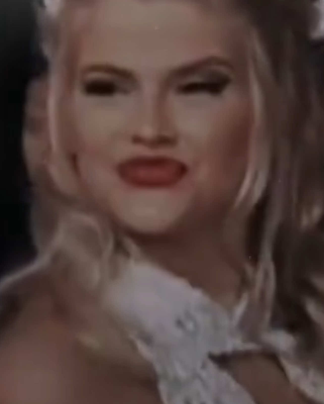 @Anna Nicole Smith 🎀
