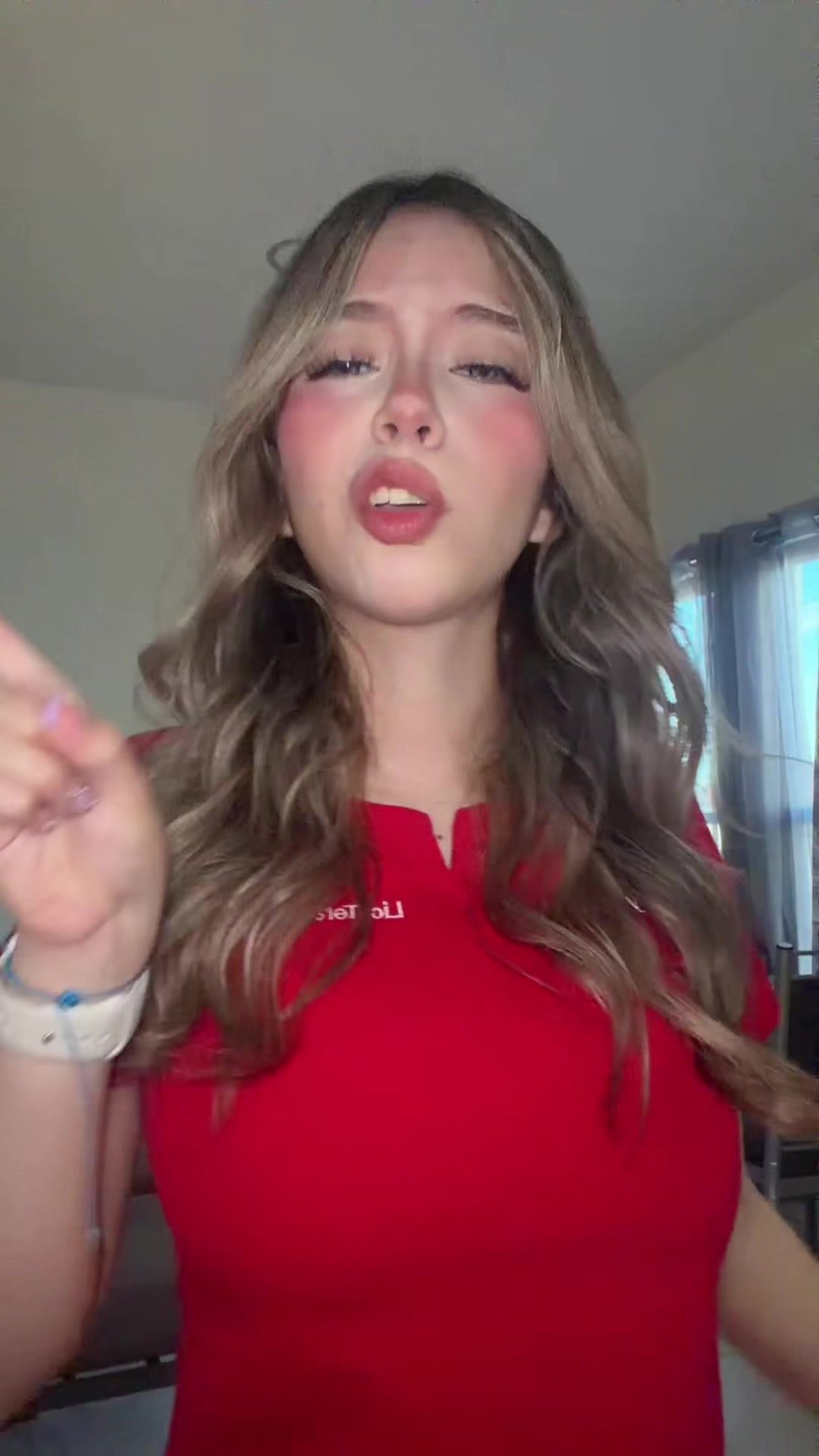 @Jatziry López