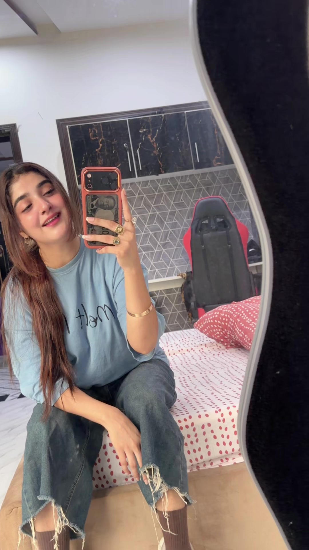 @Arzoo Khokhar777