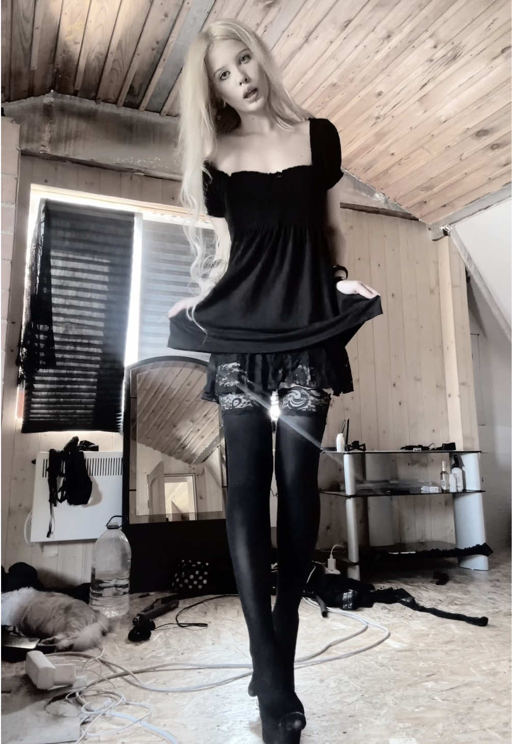 @damnwitchq