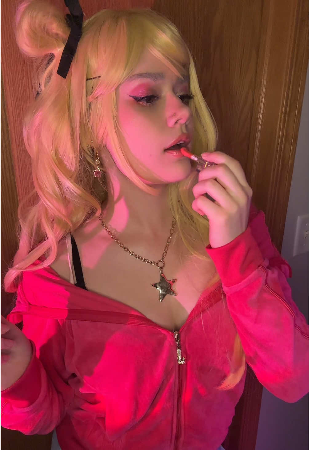 @Beeisbonkers