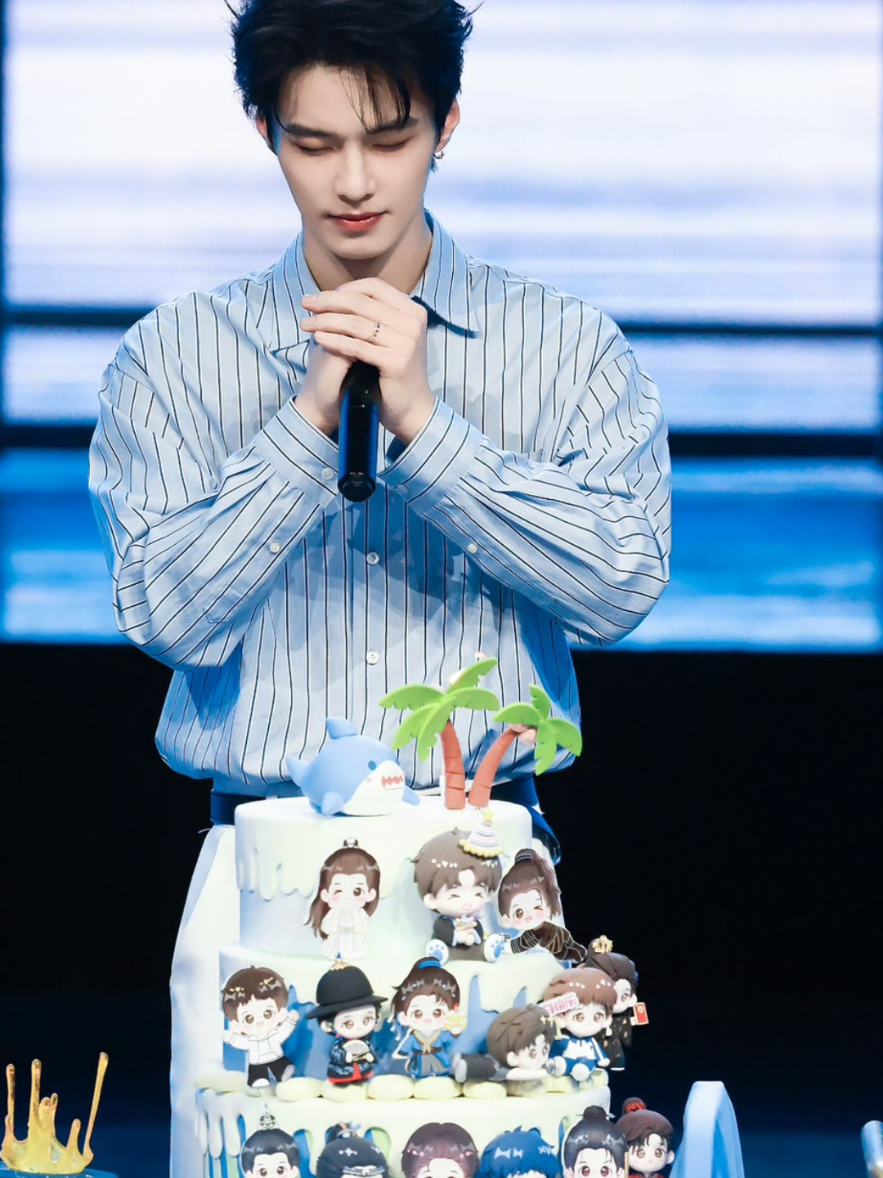 @💙🦈เหออวี่♡ฉลามน้อย🦈💙