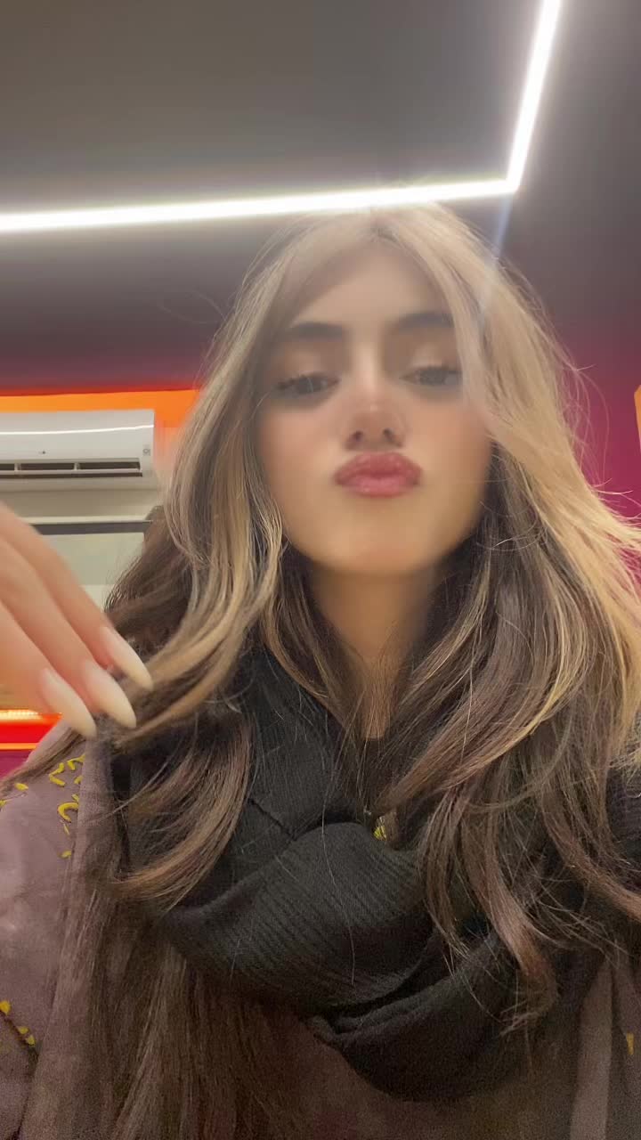 @Batmuuuu