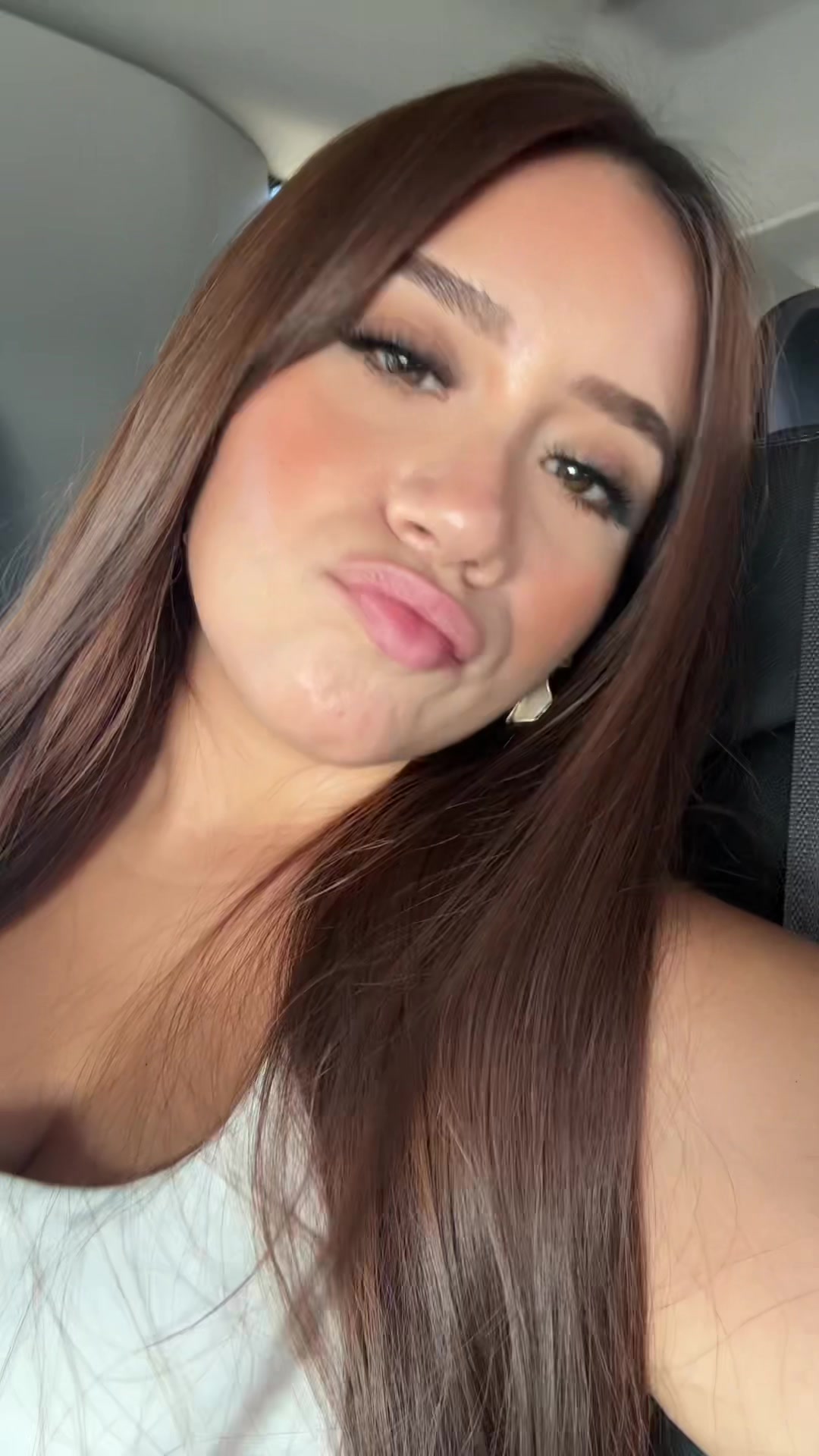 @angela