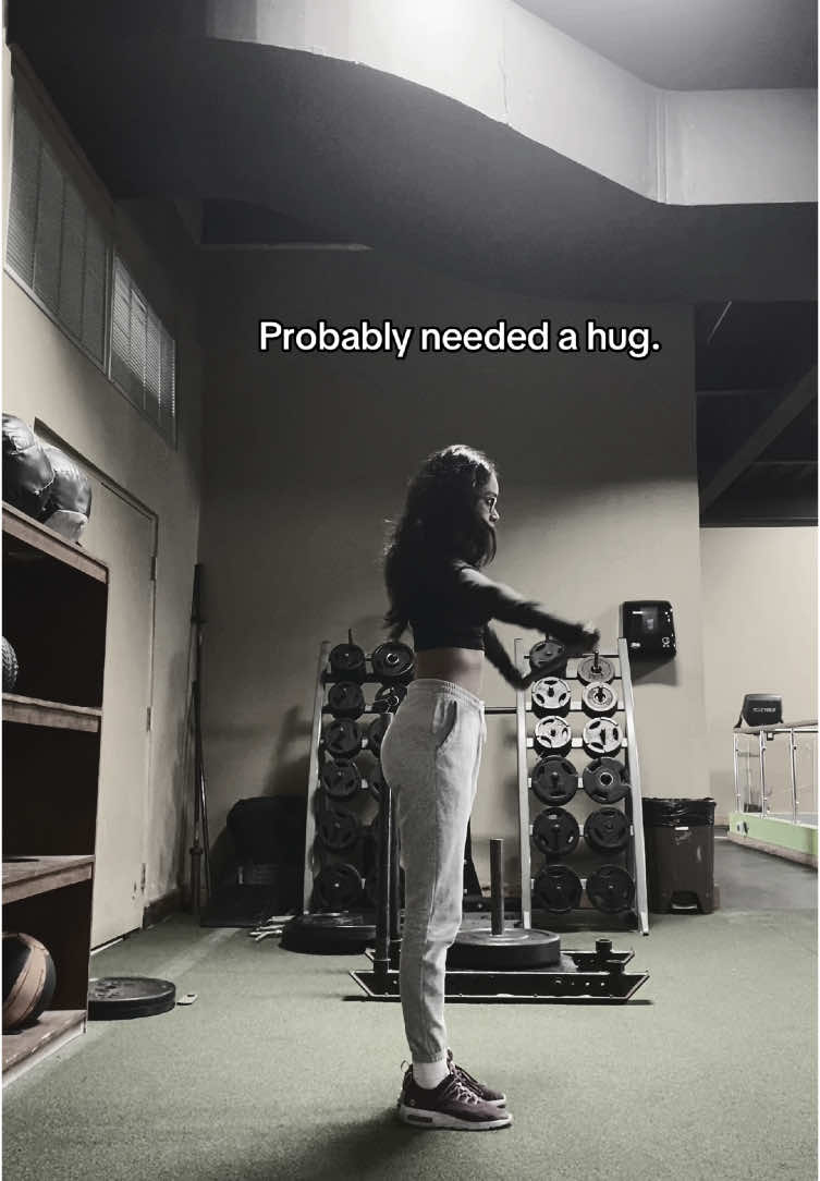 @ꨄ