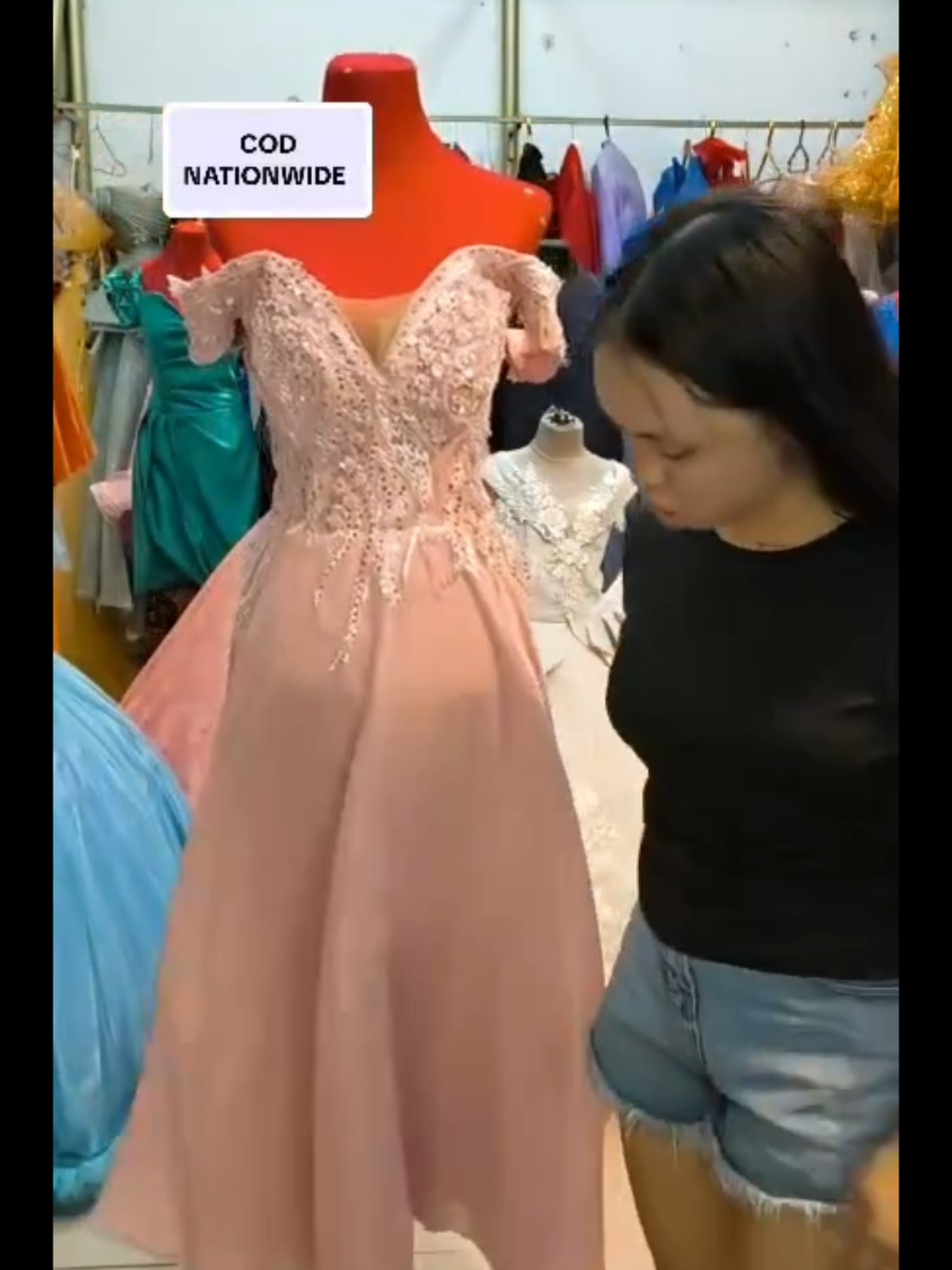 @Gown Ph