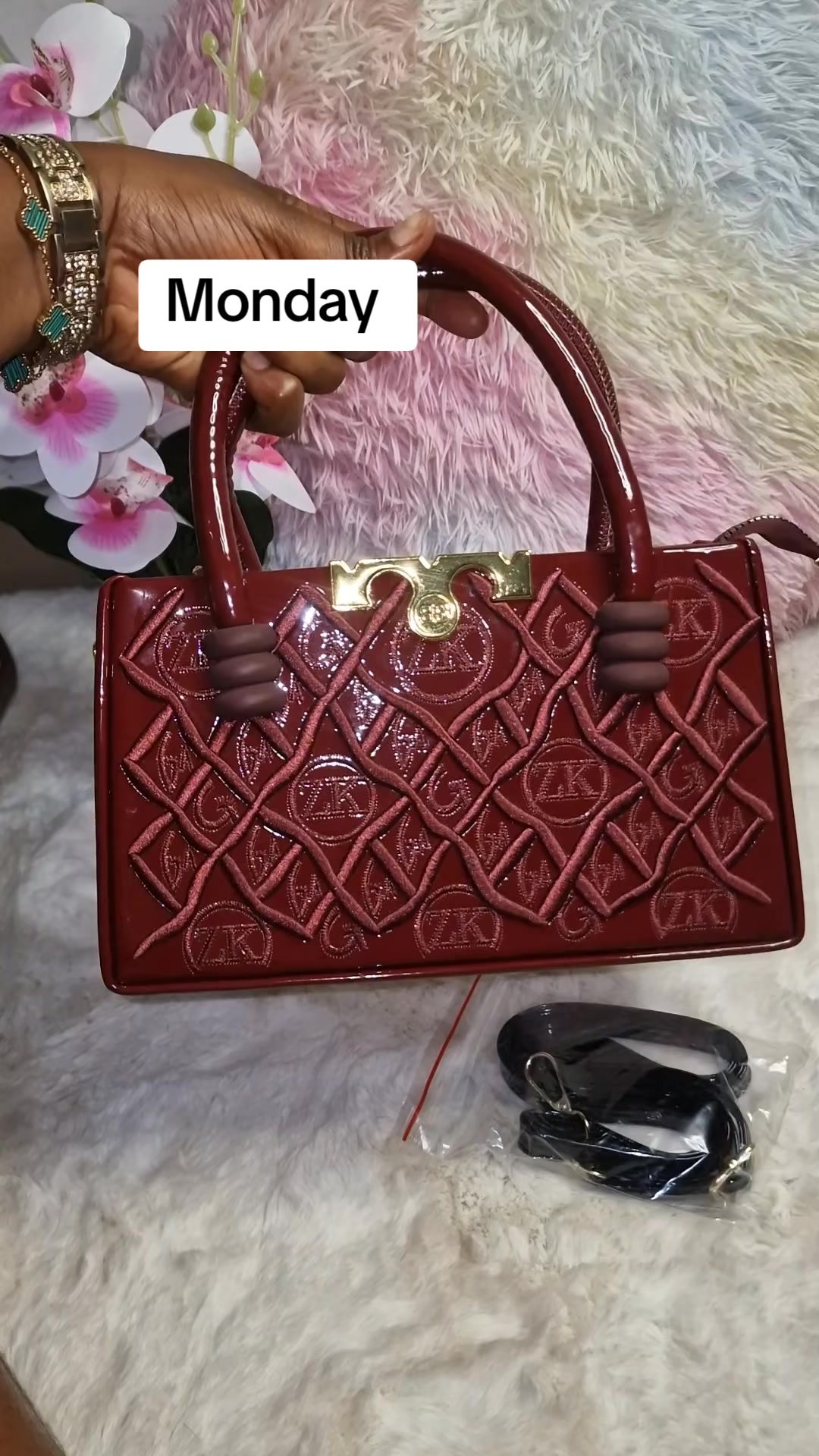 @chelsymansah