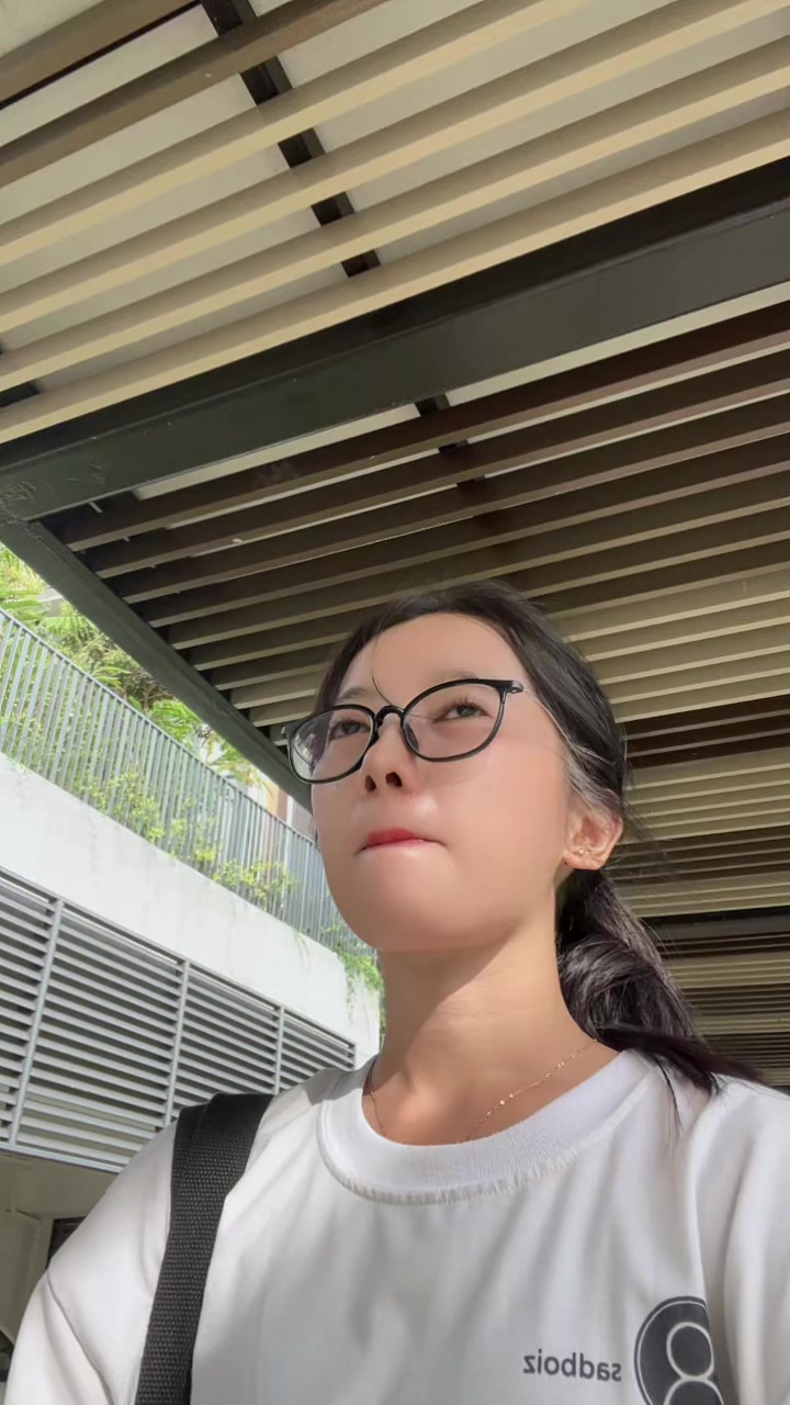 @sisi_syahira