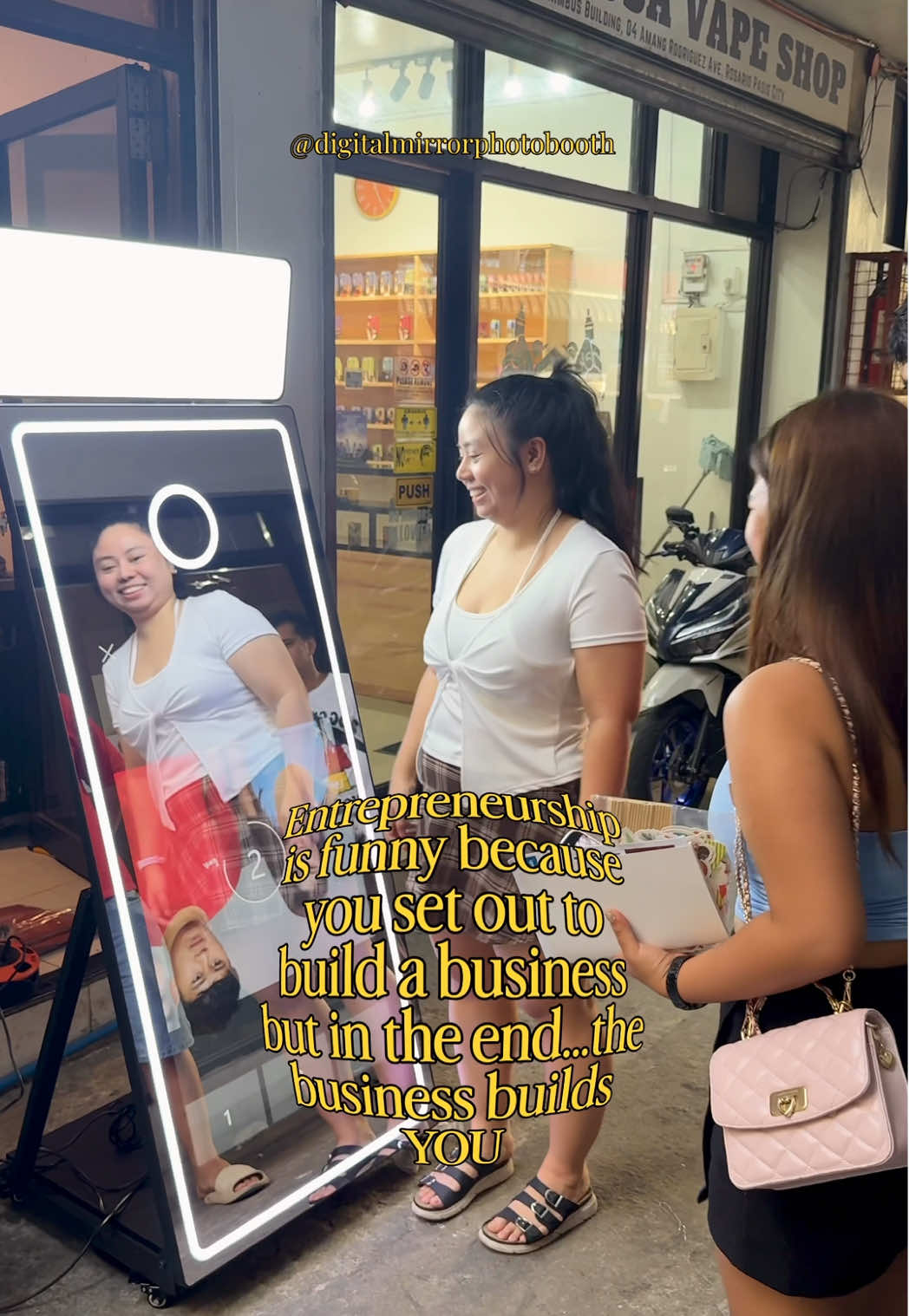@Digital Mirror Photo Booth