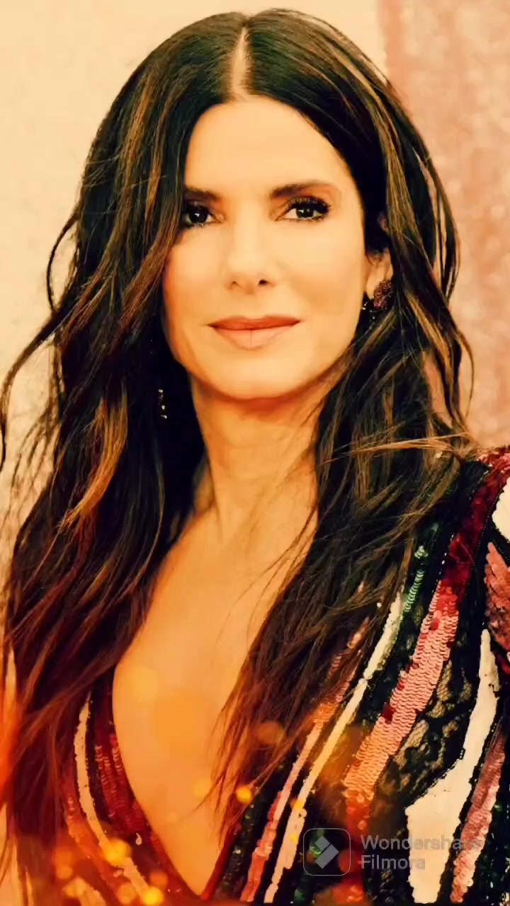 @Sandra Bullock private