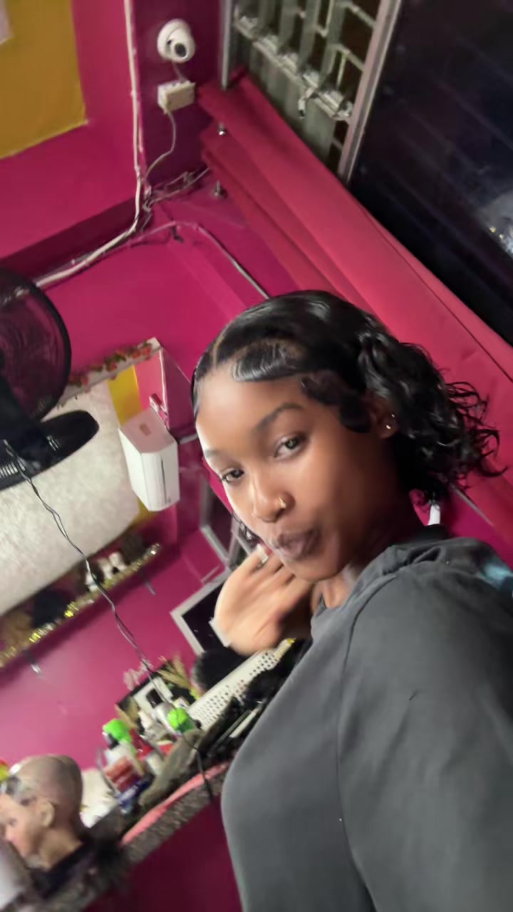@Shemicka_ prettie 💕💯🦋