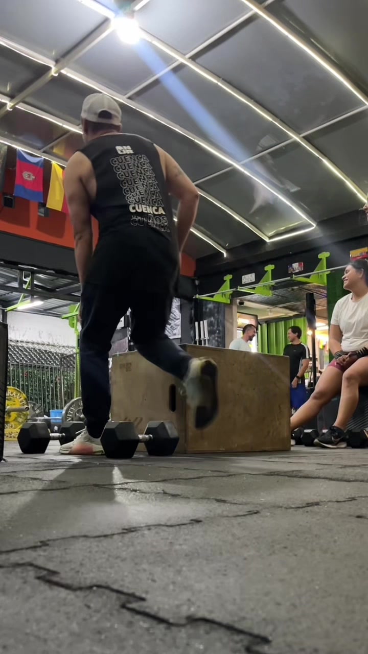 @Pakiry | Crossfit & Humor