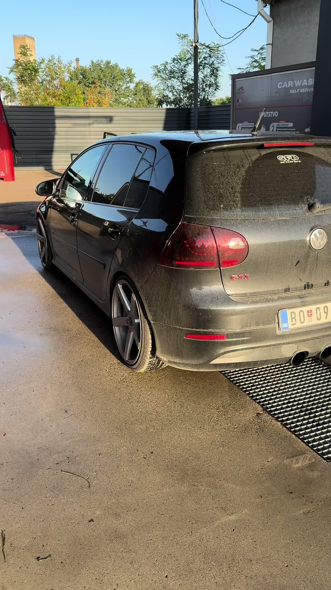 @Macić