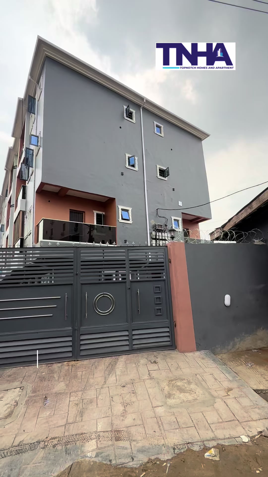 @TOPNOTCH HOMES AND APARTMENT