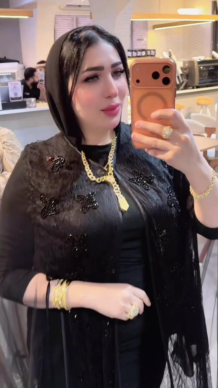 @ملكة الخليج اية الجبروني