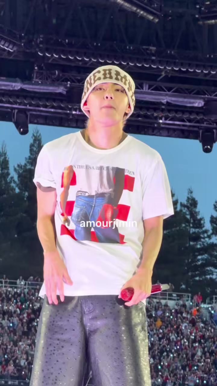 @𝐯𝐢𝐞𝐫𝐚𝐚