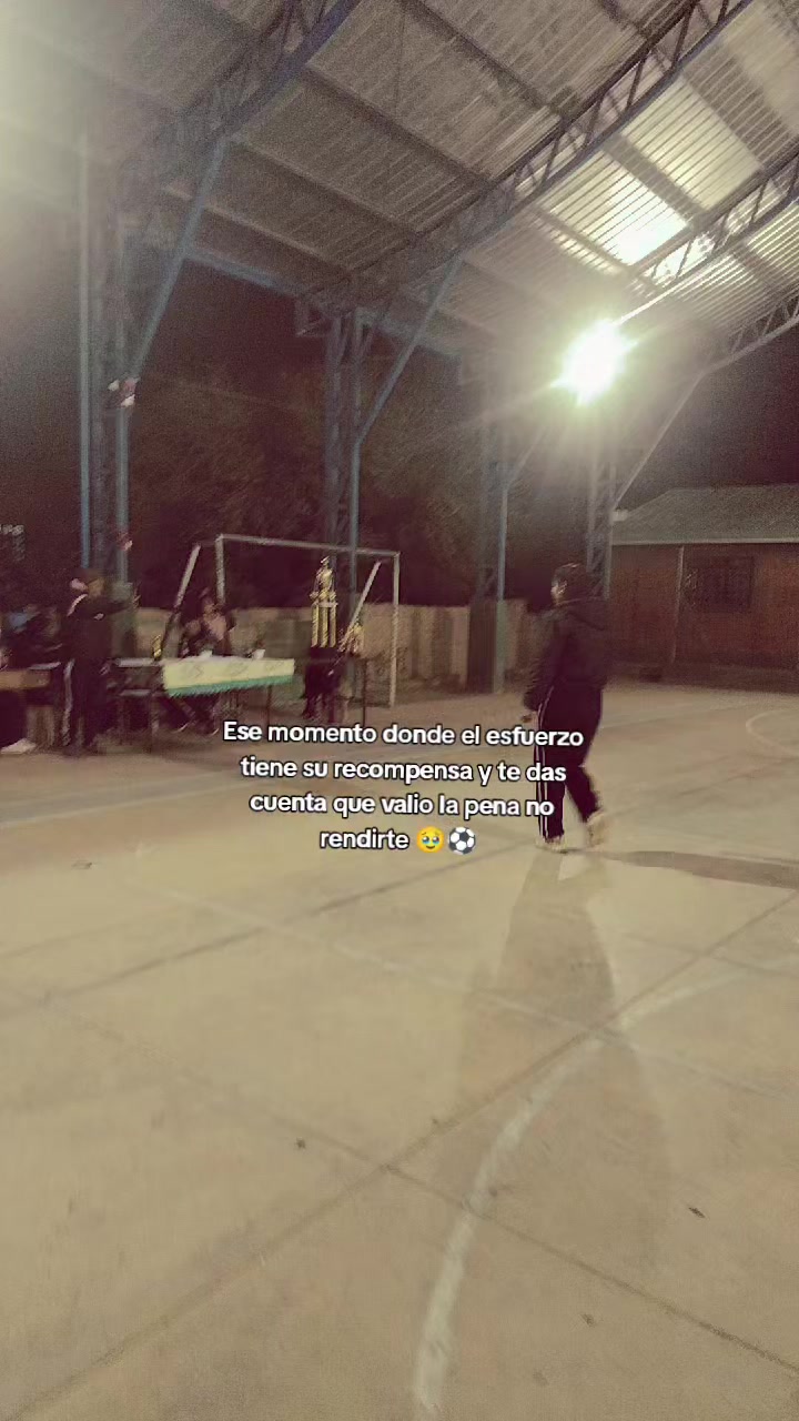 @Luciana Rivera Oficial 🦦