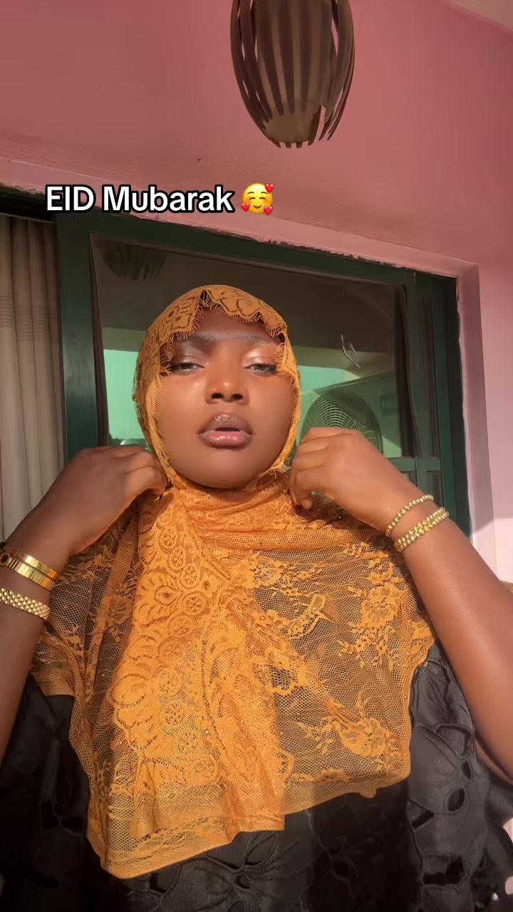 @AMINAT ✨️🤍