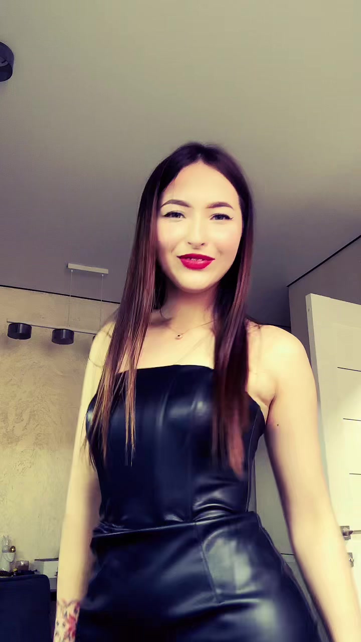 @лиза