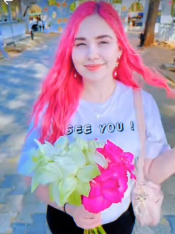 @🧝🤍Albino Girl LK🤍🧝🩵