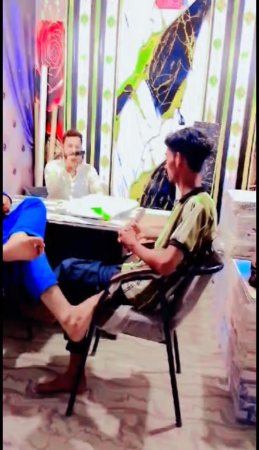 @Ajju Bhai✌️ ▄︻̷̿┻̿═━一🔹
