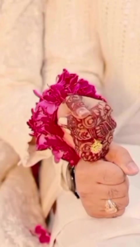 @منیب گجر